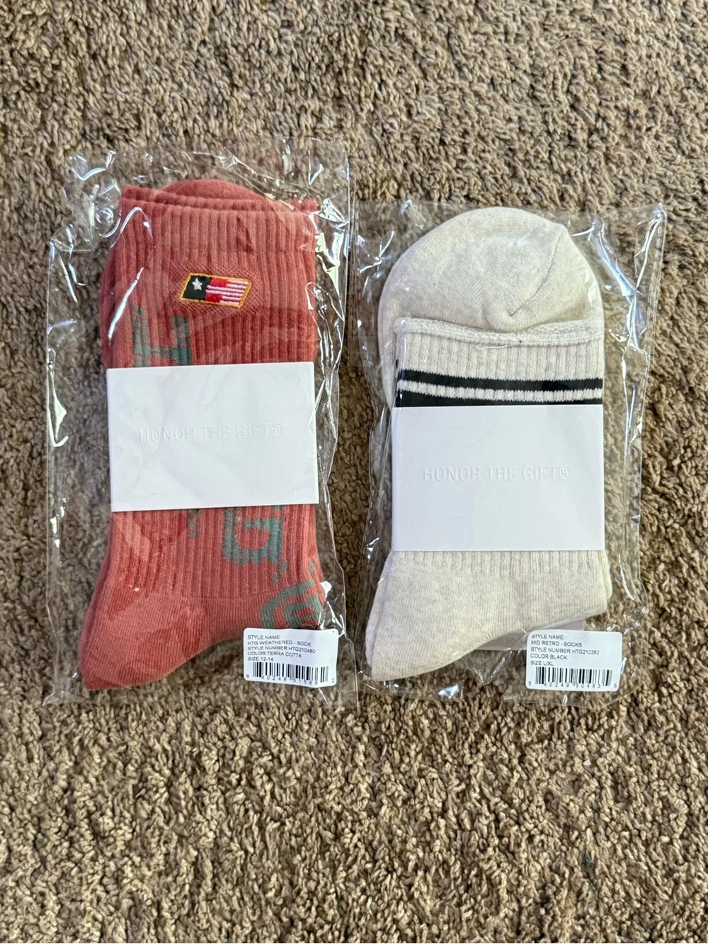Honor The Gift Men’s Coral & Cream Crew Socks – 2-Pack